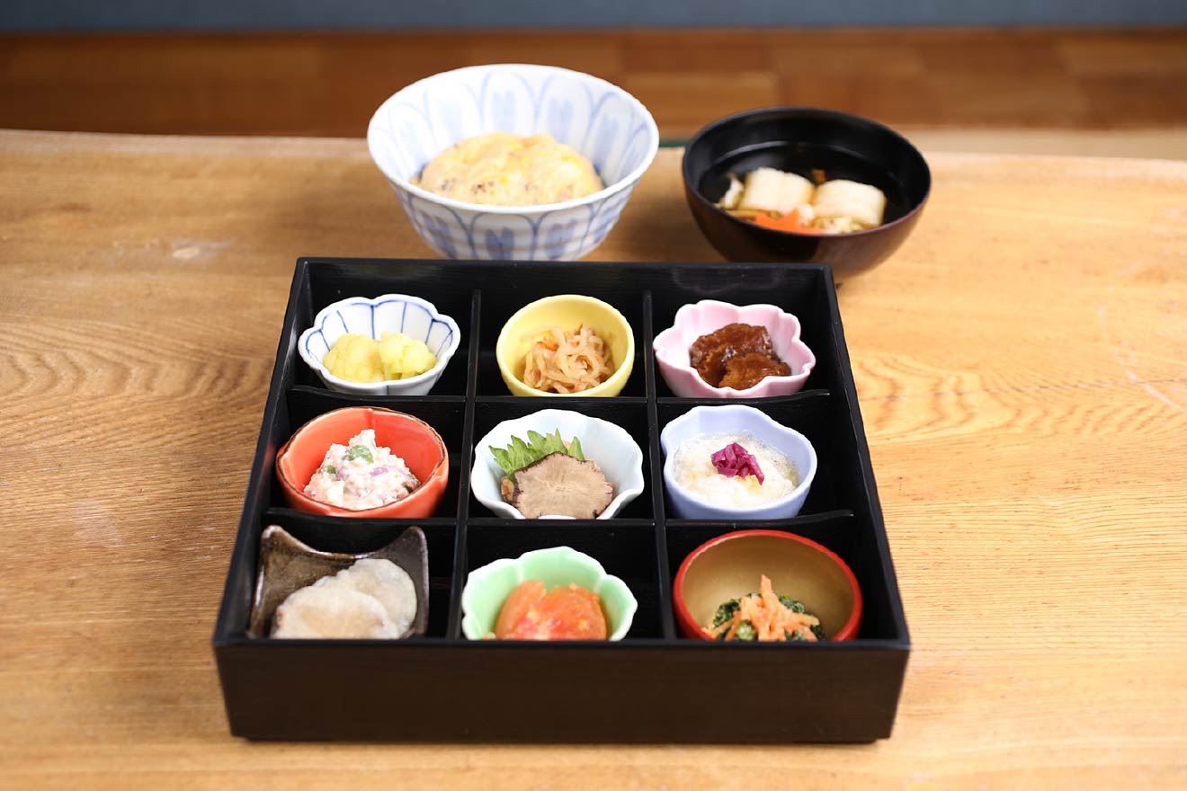 食堂いなほ