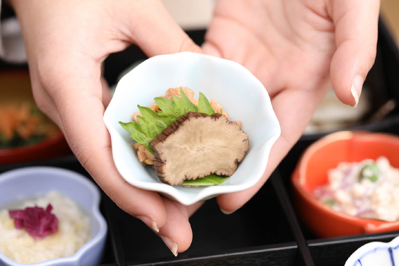 食堂いなほ
