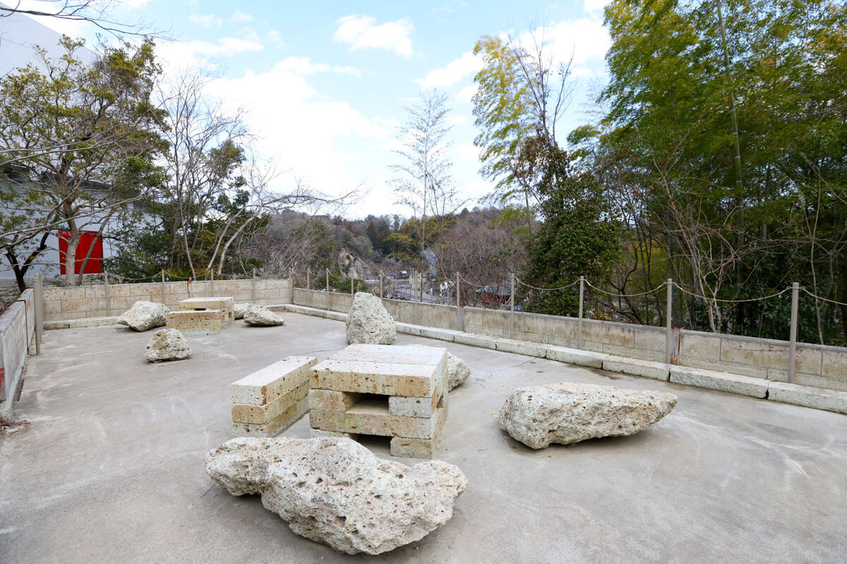 アーティスト・YOSHIROTTENの作品