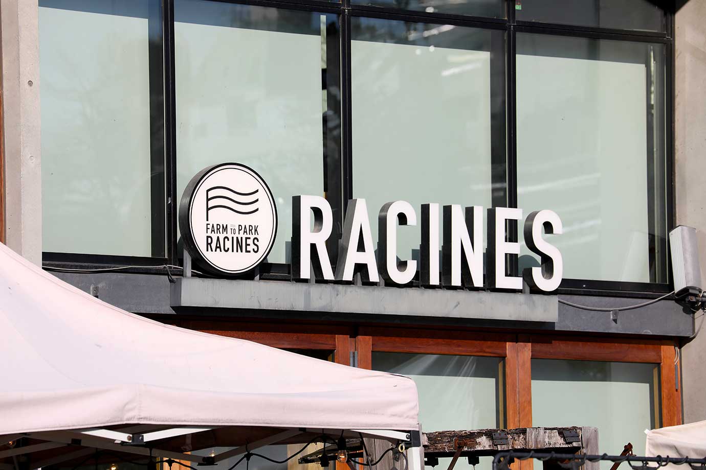 RACINES FARM TO PARK