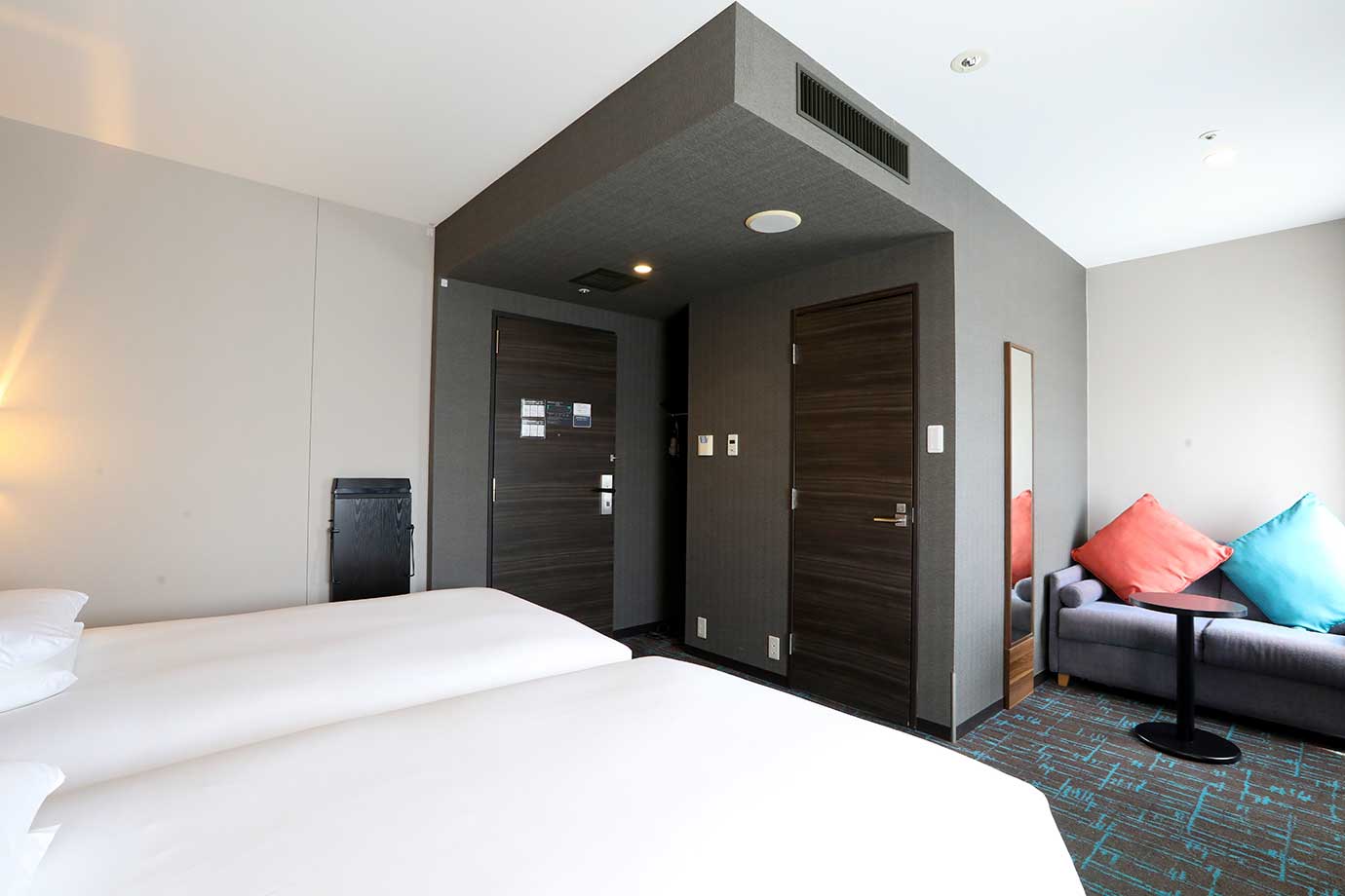 JR-East Japan Hotel Mets Tsudanuma