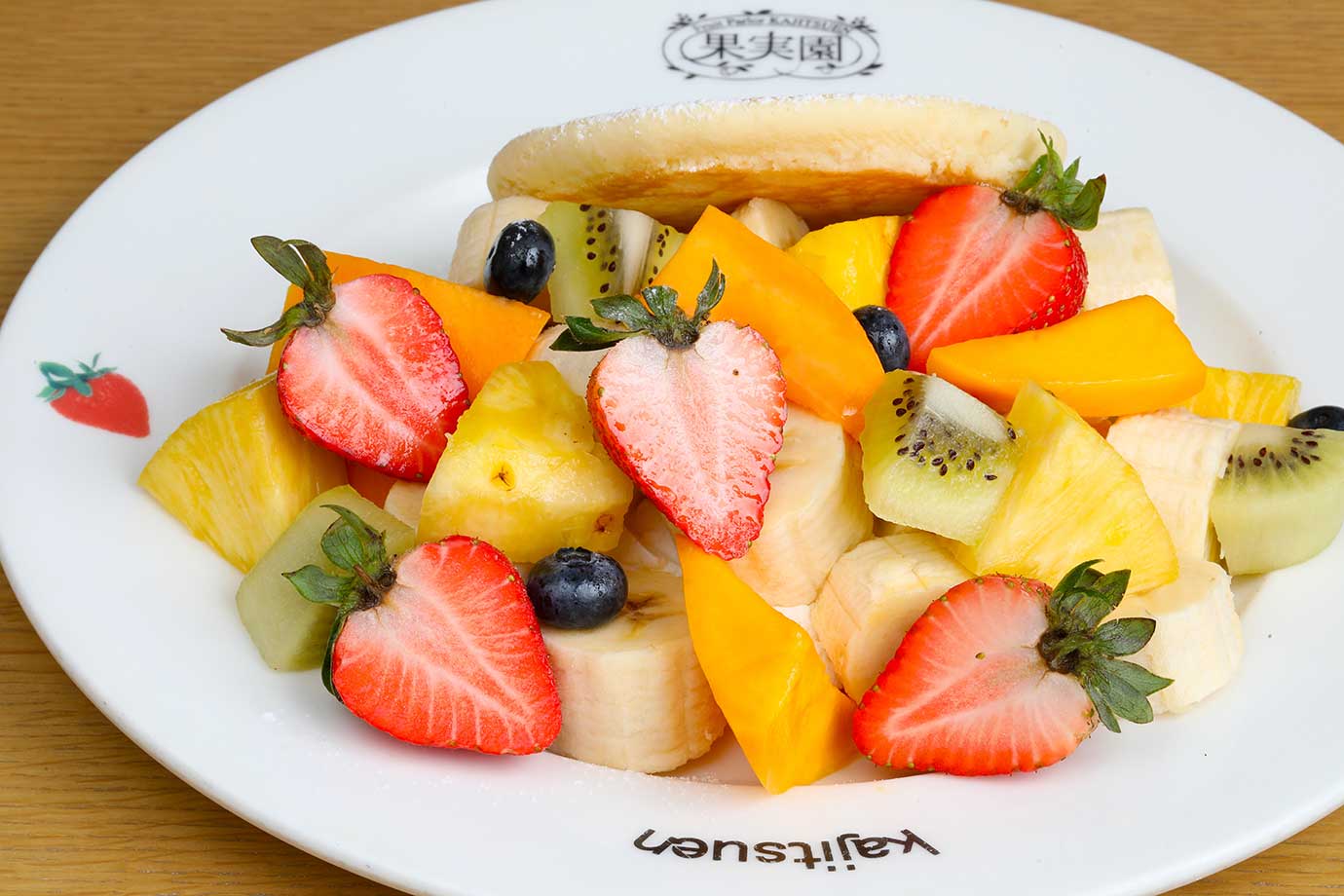 Fruit Parlor Kajitsuen Liber Tokyo Shop