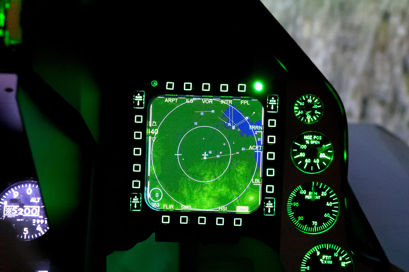 LUXURY FLIGHT HICity Fighter店