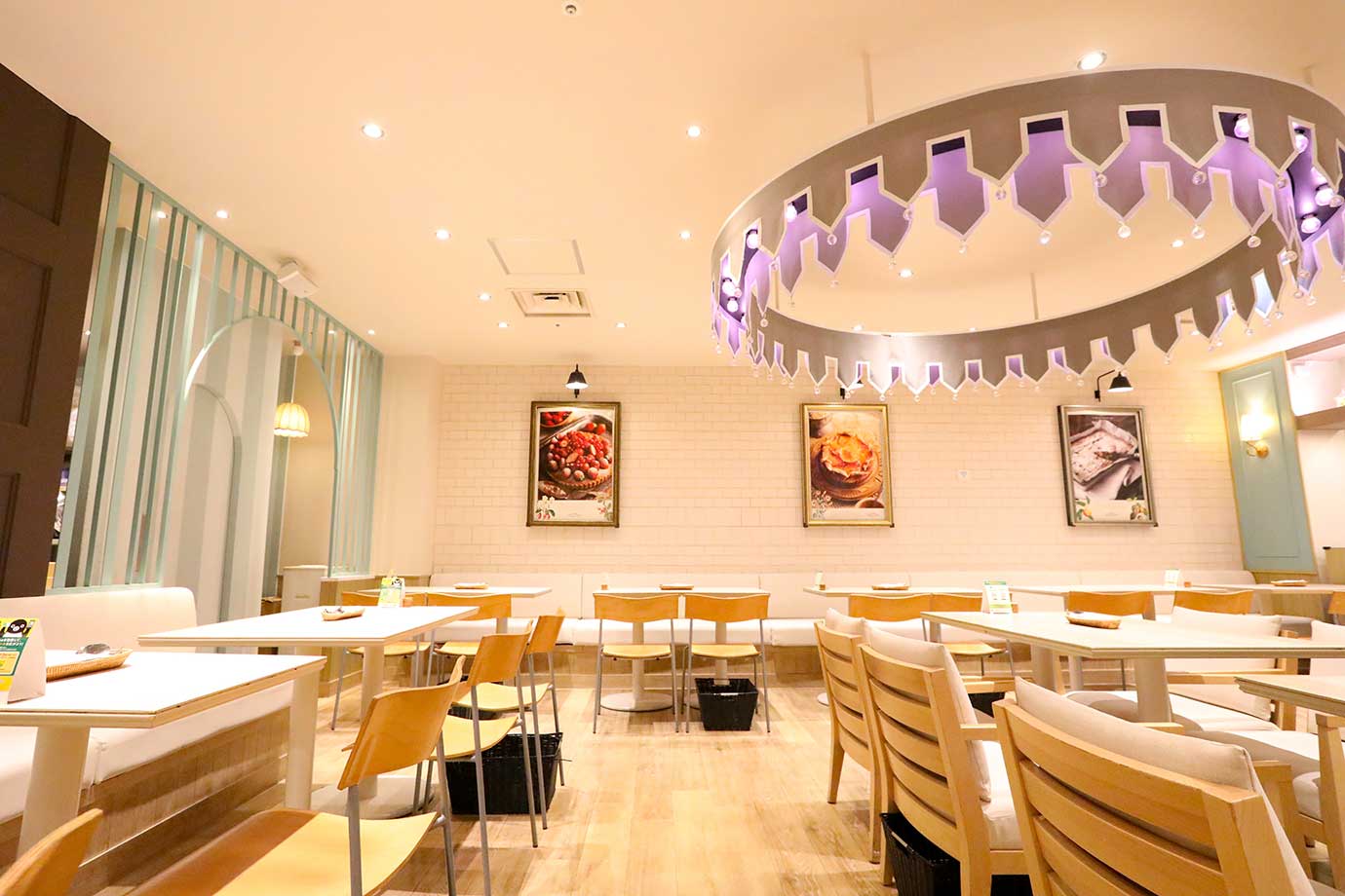 La Maison Ensoleillee Table Shapo船橋店